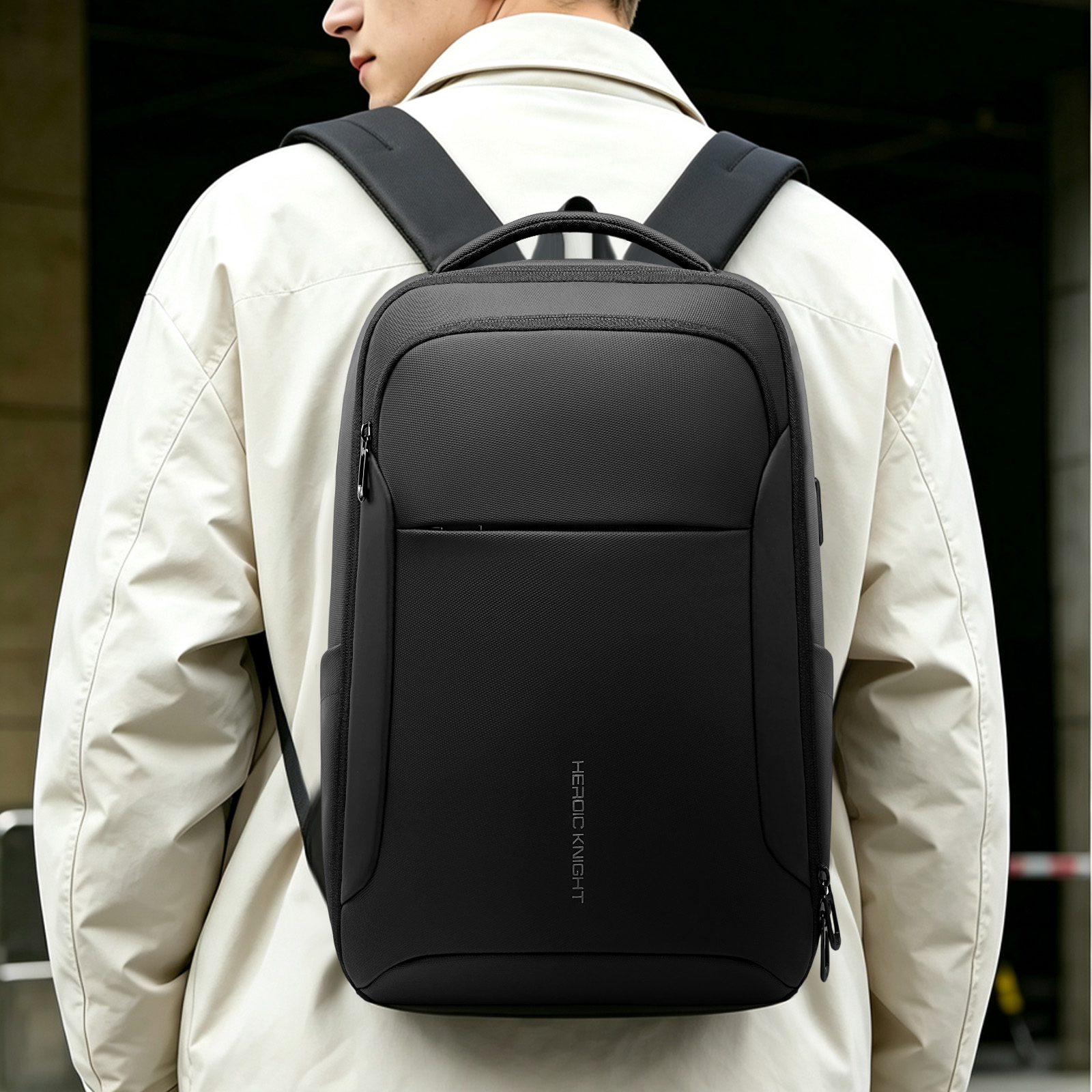 HK 17.3インチ メンズノートパソコンバックパック 多機 - Backpacks のレビューと価格